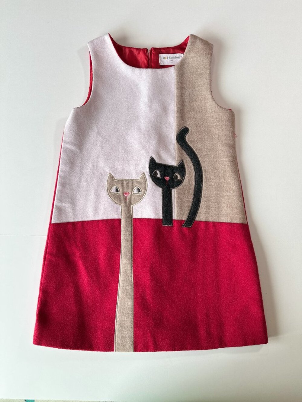 Mud Kingdom Girls 6-7 Red White Oatmeal Color Block Cat Dress